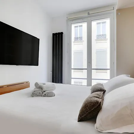 Parc Monceau - Beautiful Apartment